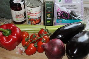 Ingredienser til aubergineratatouille