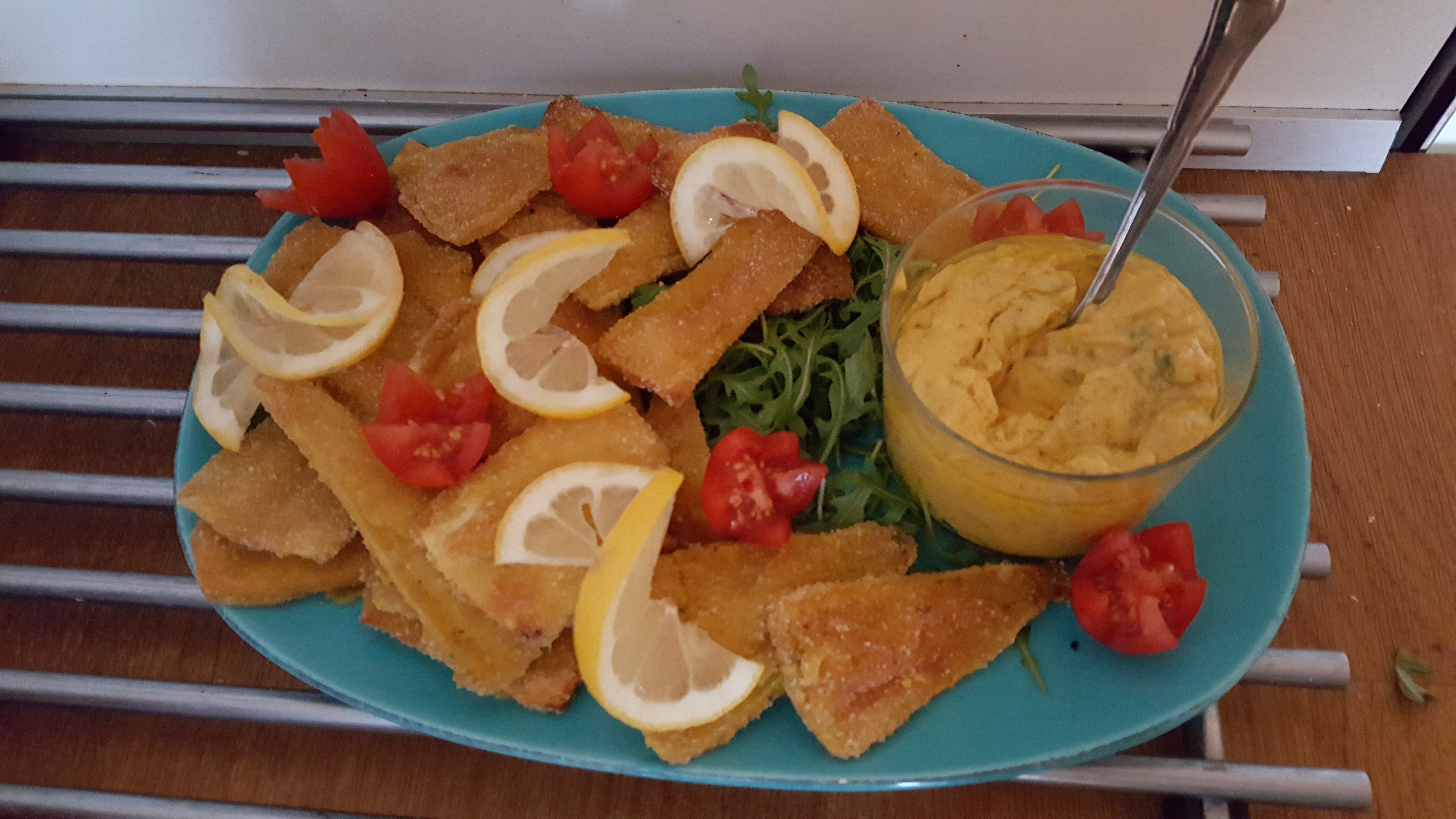 Fredsfisk med hjemmerørt remoulade