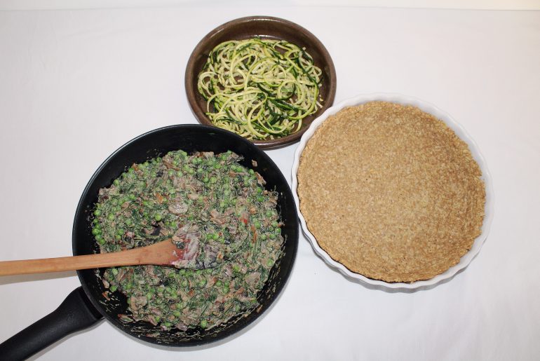 Tærtelet med spinat, svampe, ærter og squash