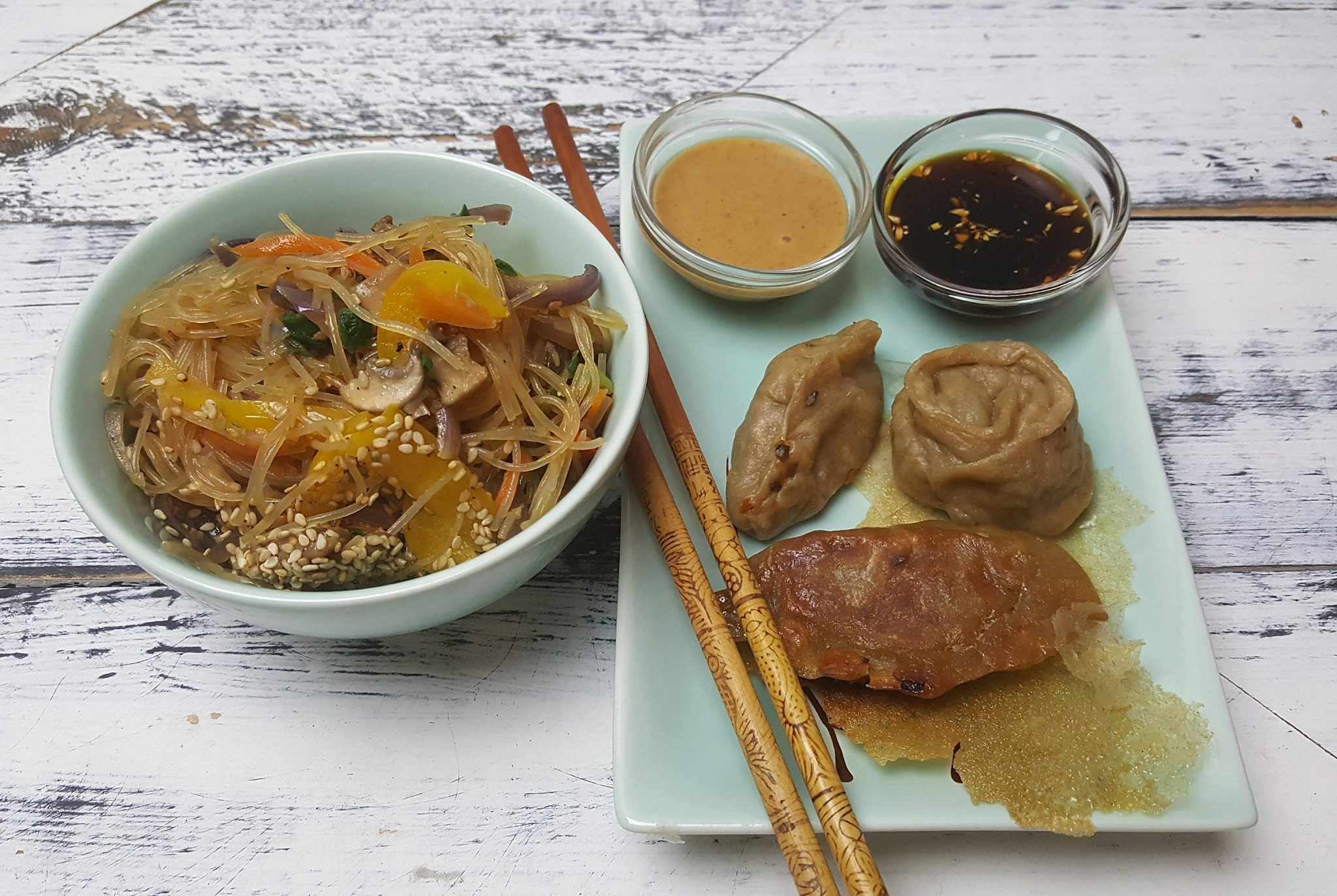 Dumplings og Japchae Veganermor