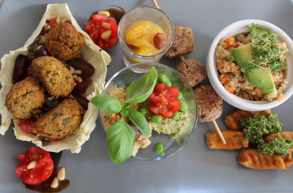 Tallerken med veganske tapas