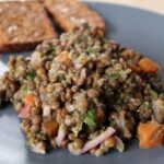 Varm linsesalat