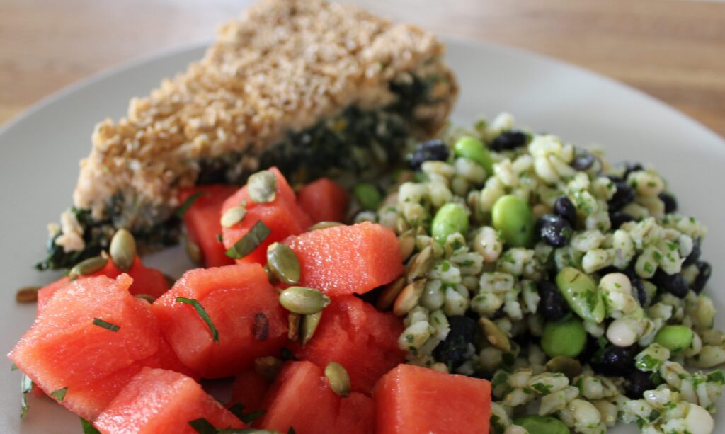 Salat med perlebyg og salat med vandmelon