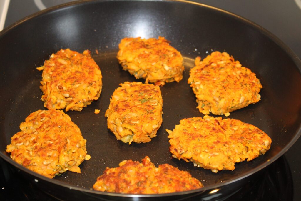 Veganske gulerodsfrikadeller