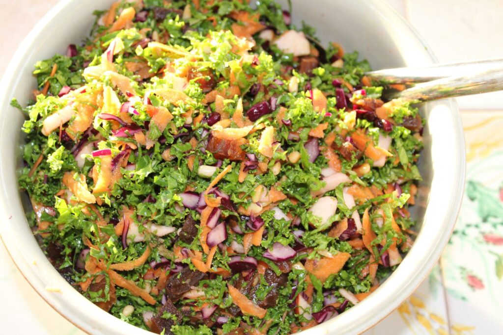 Grønkåls- og rødkålssalat