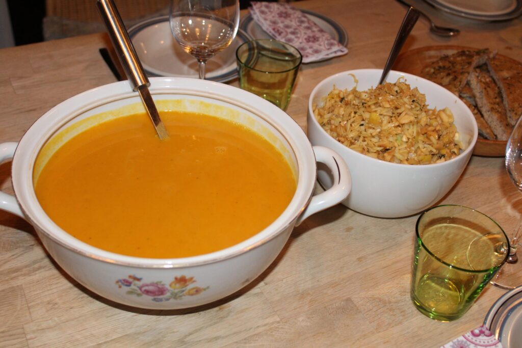 Hokkaidosuppe med sesamkå