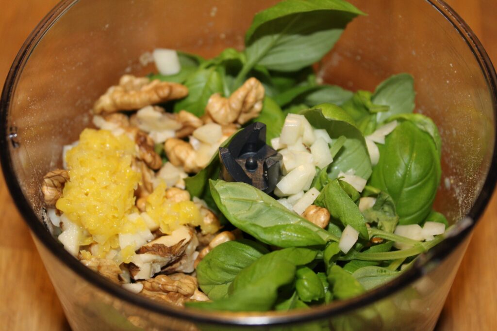 Ingredienser til oliefri valnøddepesto