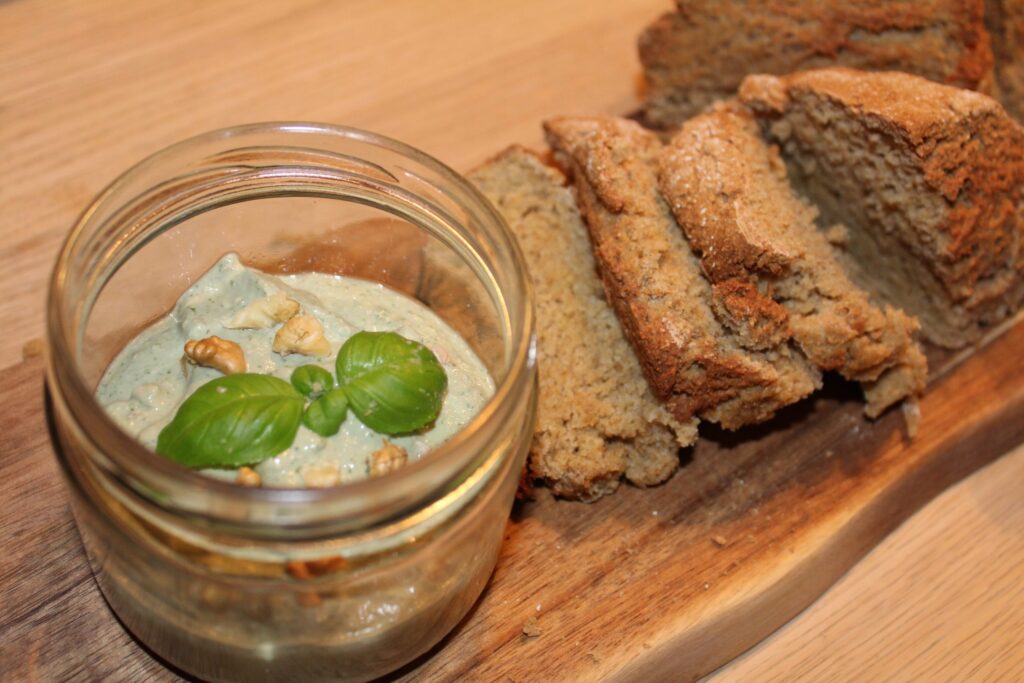 Oliefri valnøddepesto