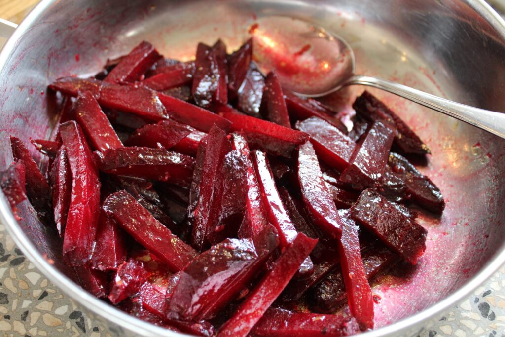 Bagte marinerede rødbeder