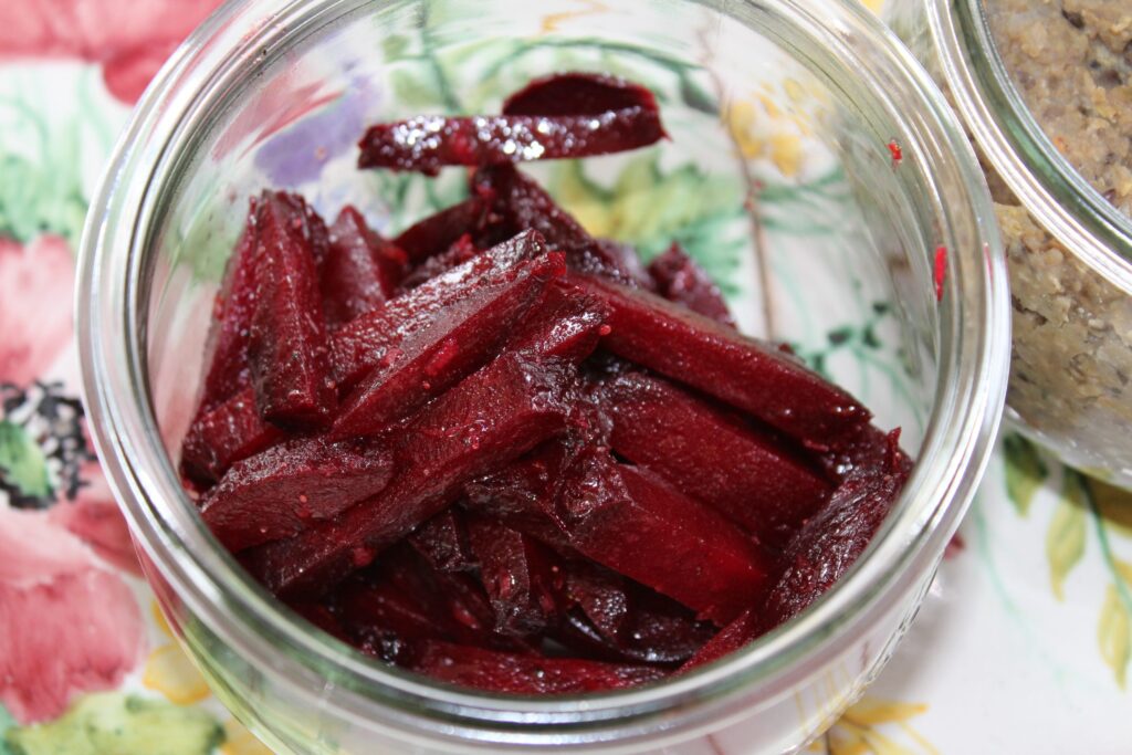 Bagte marinerede rødbeder