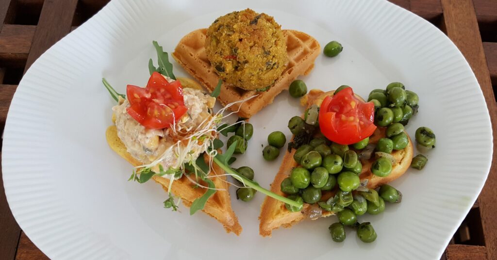 soccavafler med forskelligt fyld til forret