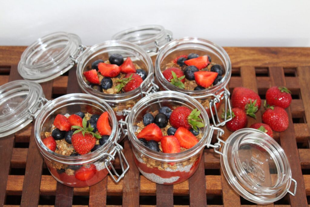 chiaparfait med jordbær-rabarberkompot