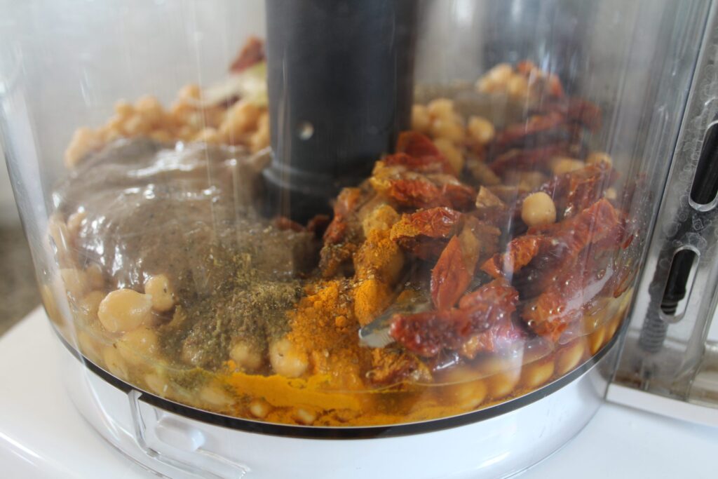 Hummus med soltørrede tomater