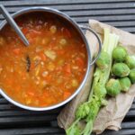 Minestrone med bladselleri og rosenkål