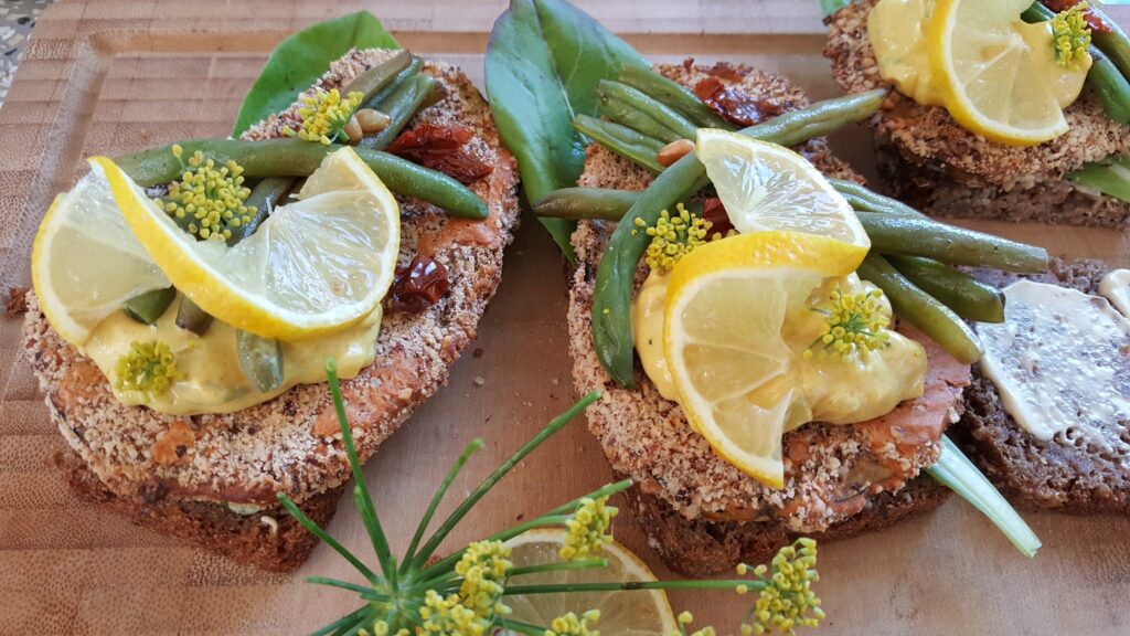 Nødde-paneret aubergine