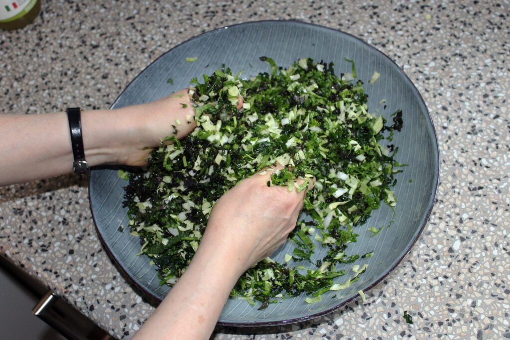 Kålsalat med bagte rodfrugter