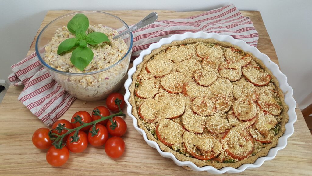 Ærtetærte med vegansk tunsalat
