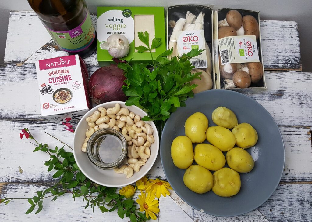 Pie med svampe, tofu, kartofler og cashewcreme