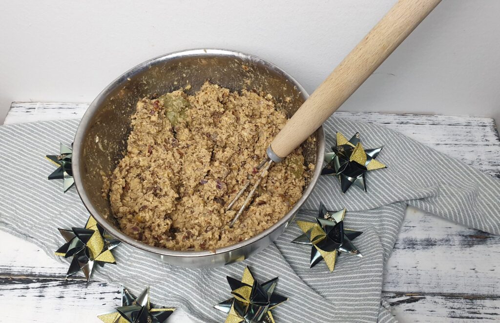 Julepostej med æbler og svedsker