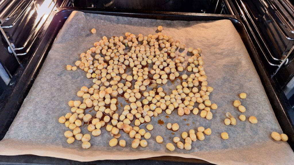 Salat med ristede Ingrid ærter