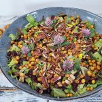 Salat med ristede Ingrid ærter