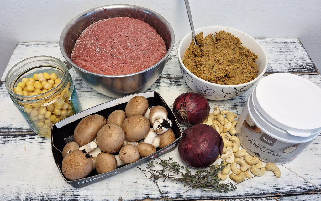 Bælgfrugtspizza med svampe og rødløg