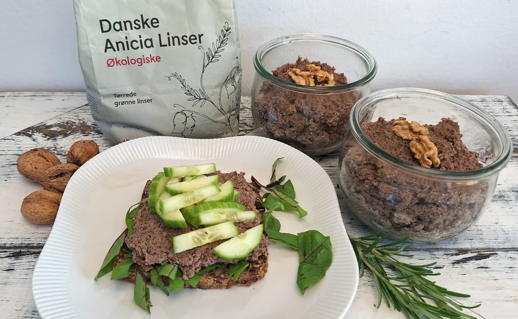 Pålæg med linser og valnødder